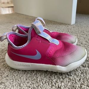 Nike FlexRunner sneakers- toddler girls size 9